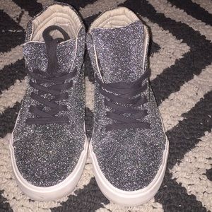 Girls glitter sneakers size 6